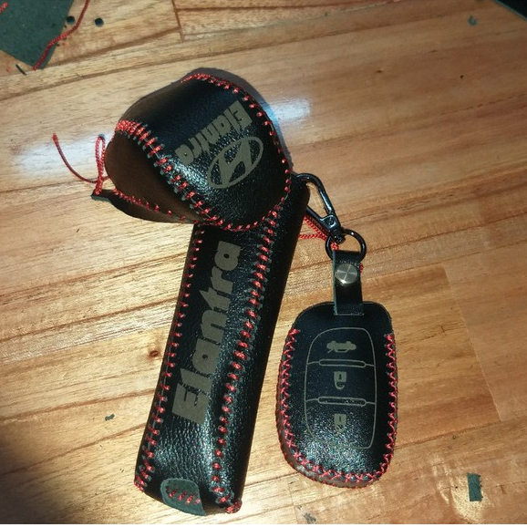 Combo bọc cần số & phanh tay các dòng xe Hyundai I10, Accent, Elantra, Tucson, Santafe...AT da bò thật