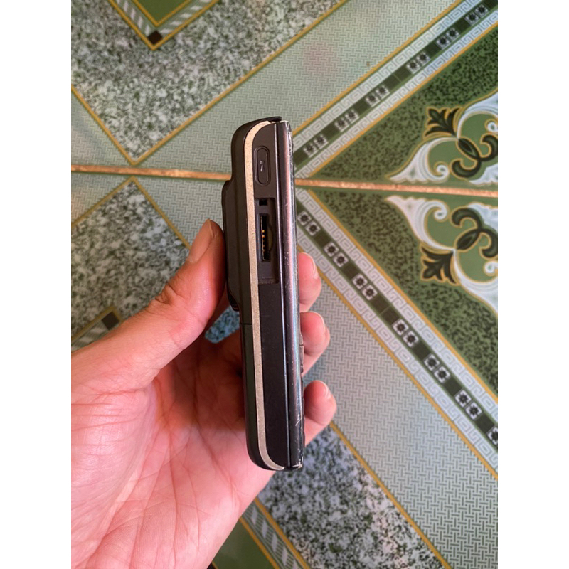 Xác điện thoại Sony Ericsson K800i không pin test