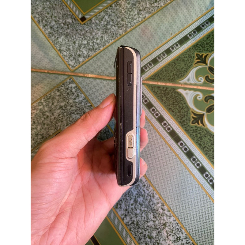 Xác điện thoại Sony Ericsson K800i không pin test