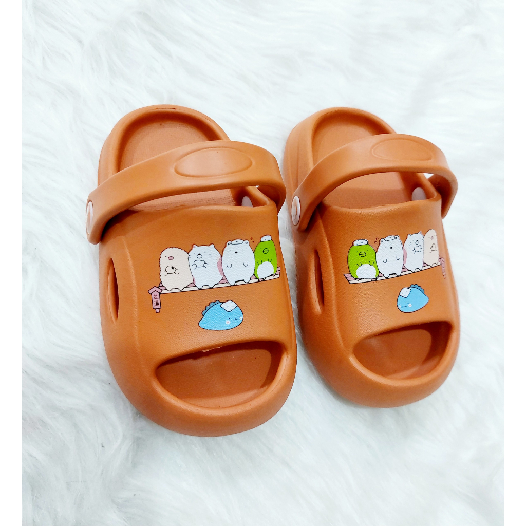 Dép cross cho bé tư 2-5 tuổi, Dép sandal bánh mỳ cho bé trai bé gái hoạ tiết 4 chú cừu chất EVA siêu nhẹ D4C01