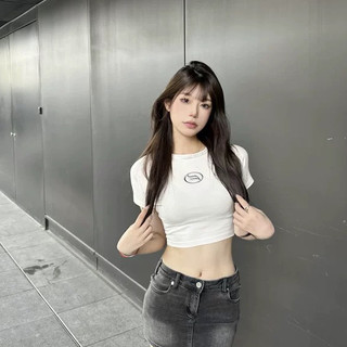 Áo thun croptop DacPan ôm body -Tinahouse.2021