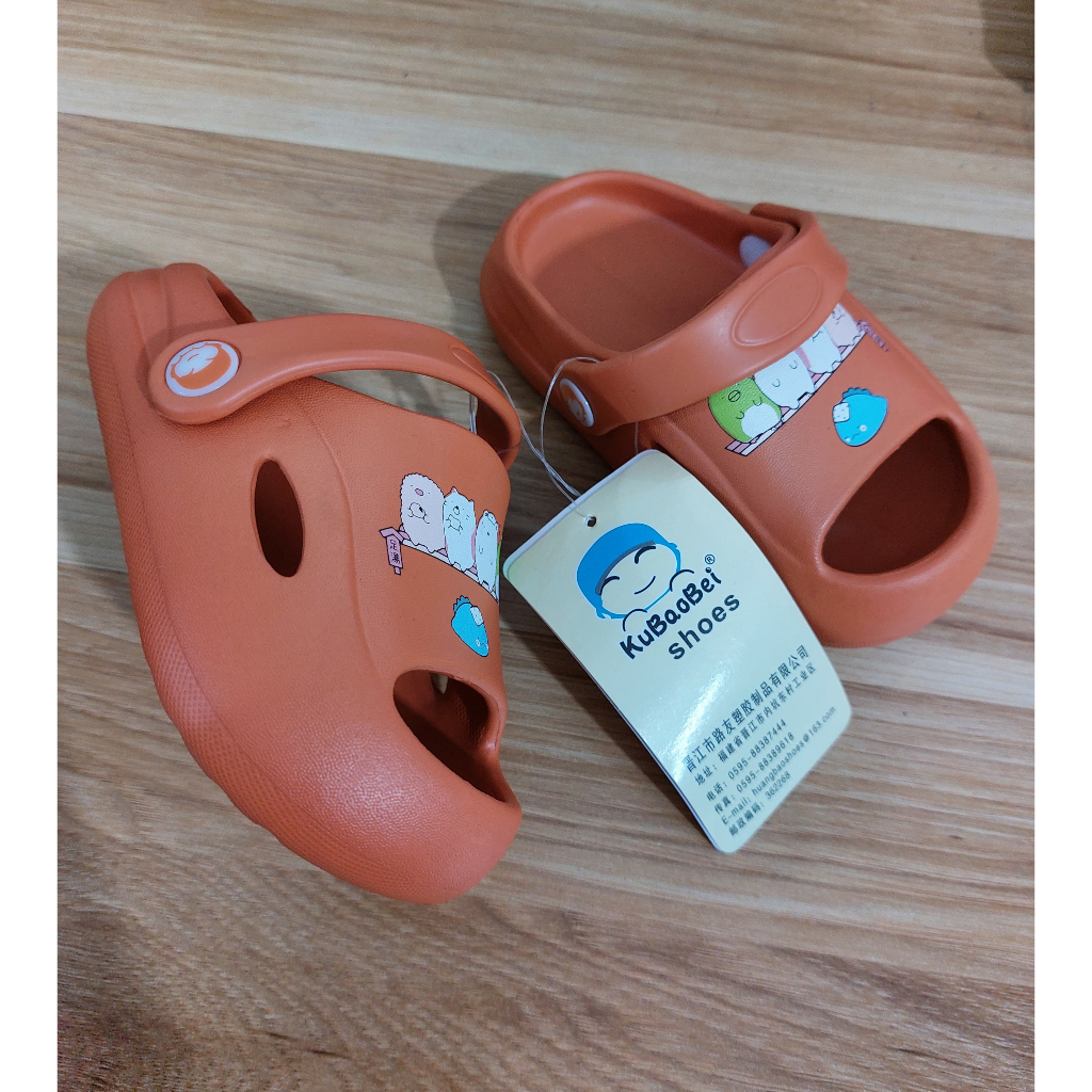 Dép cross cho bé tư 2-5 tuổi, Dép sandal bánh mỳ cho bé trai bé gái hoạ tiết 4 chú cừu chất EVA siêu nhẹ D4C01