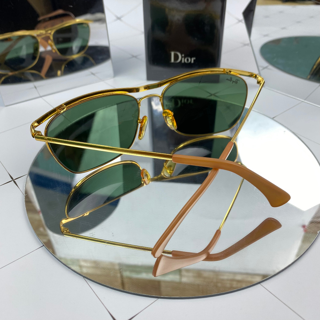 Kính Rayban quả trứng xanh rau muống