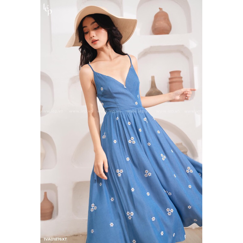 Thanh lý đầm Lep hở lưng, size S