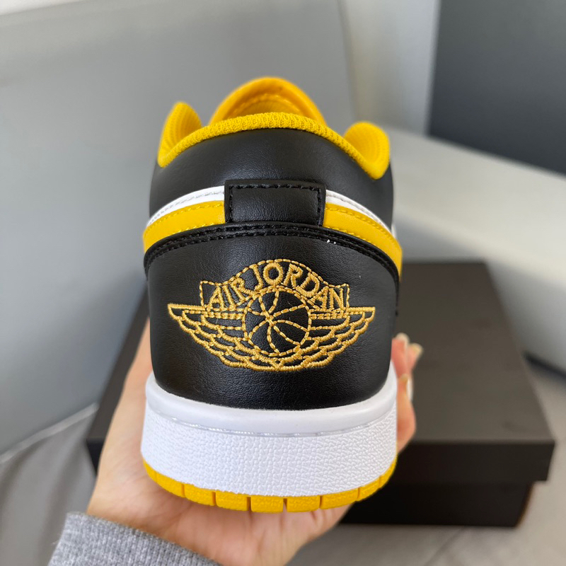 Giày Air Jordan 1 Low Taxi - Bản Cao Cấp Fullbox