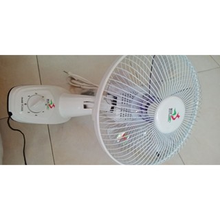 Quạt treo mini
