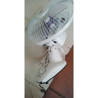 Quạt treo mini