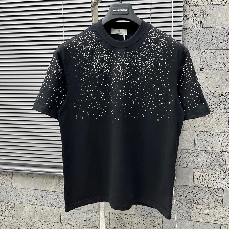 Áo cộc Nam Nữ  Đính Đá Bạc Hình Ngôi Sao Mặt Trước Cổ Bo . Áo Thun Cộc Tay Siêu Cấp Cho Các Boy Phố Hót 2023