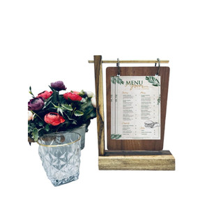 Giá gỗ treo menu size A5 kèm bảng sang trọng, bắt mắt