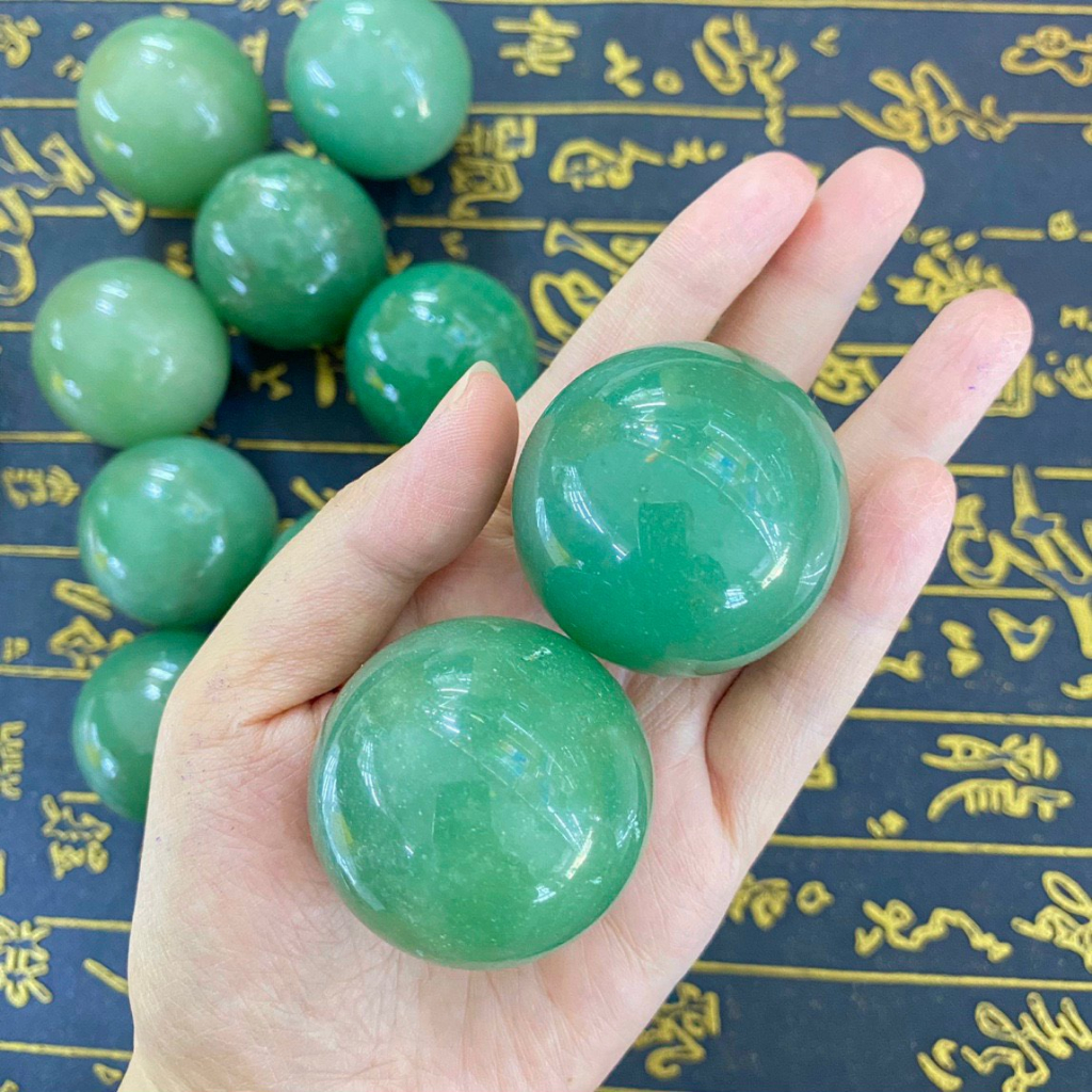 Cặp bi cầu lăn tay đá phong thủy