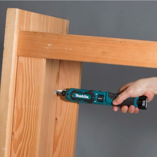 MÁY VẶN VÍT CẦM TAY PIN MAKITA JAPAN MỚI 100% TD022 - TD022D