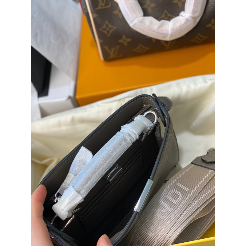 Túi tay cầm mini Fen Peekaboo ISeeU XCross