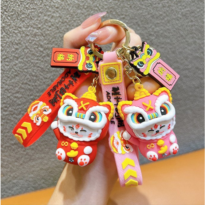 Móc Khóa Mèo Đội Lân Kèm Dây Và Tag Móc Khoá Mèo Thần Tài Mang Lại May Mắn