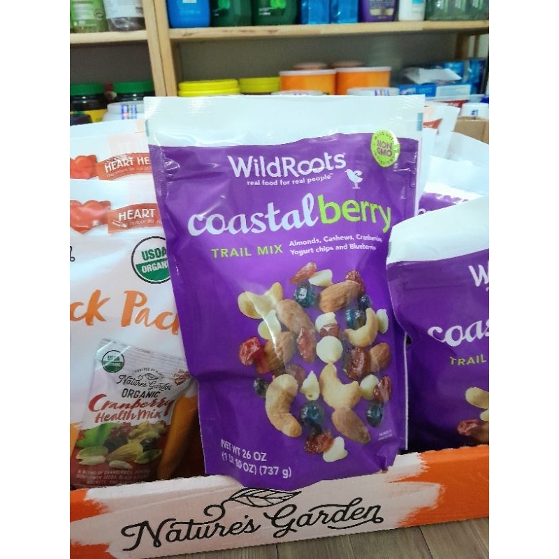 Hạt hỗn hợp WildRoots Coastal Berry Trail Mix 737g của Mỹ