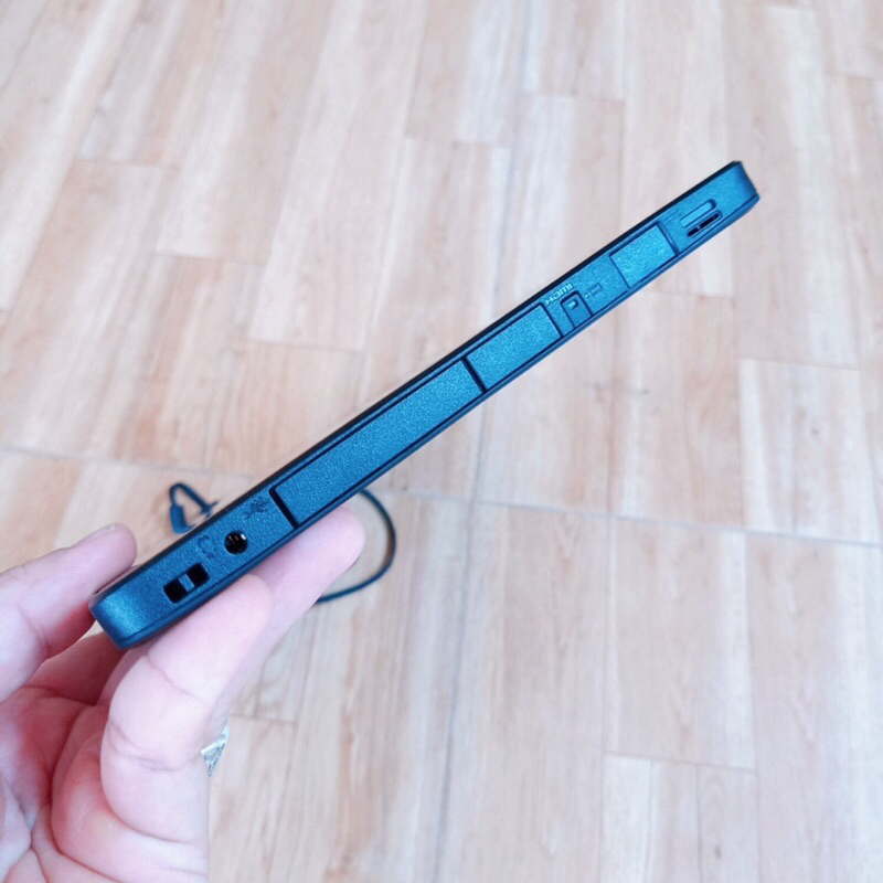 Laptop cảm ứng Fujitsu 2in1 có bút và dock sạt