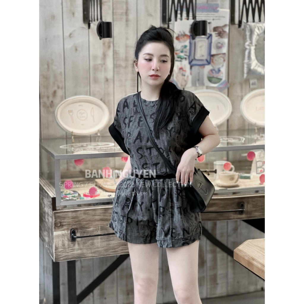 SET BỘ CHỮ HOT CHẤT COTTON XƯỚC MỀM MÁT - SET BỘ NỮ THỂ THAO CÓ CHỮ ÁO VIỀN MIX QUẦN SHORT