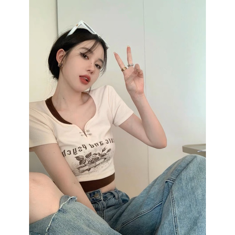 ÁO KIỂU CROPTOP LỆCH MÀU PHỐI IN HOA AV09