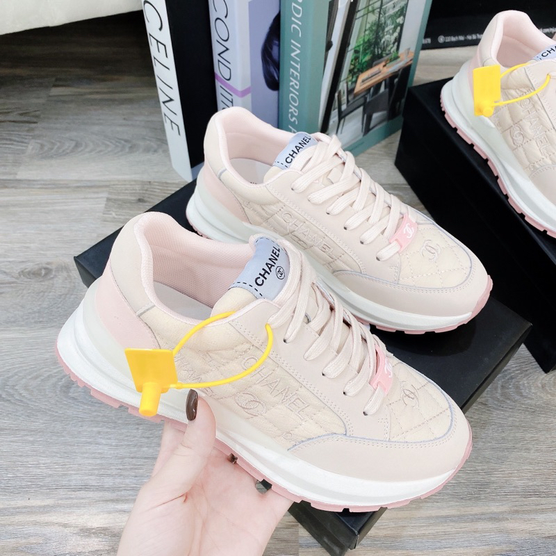 Giày Thể Thao Chnel Đế Bằng Thêu Nổi Hàng Fullbox - CERIHOUSE