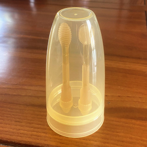 Set rơ lưỡi và bàn chải đánh răng silicon cho bé từ 0 - 18 tháng