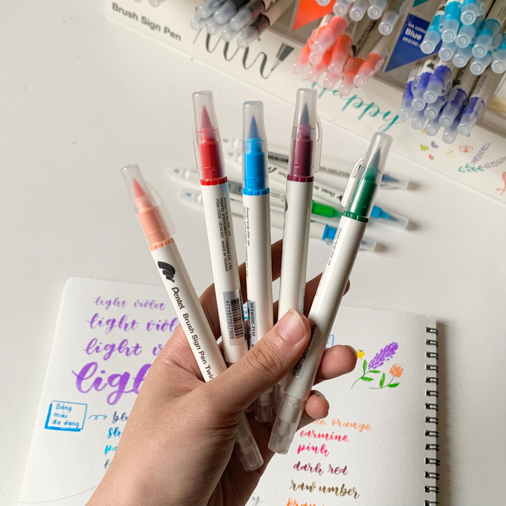 Bút viết thư pháp calligraphy Pentel Brush Sign Pen Twin 30 màu