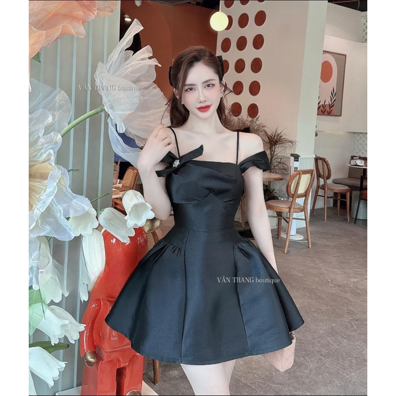 Váy tafta rớt vai đính nơ đá sang chảnh tiểu thư