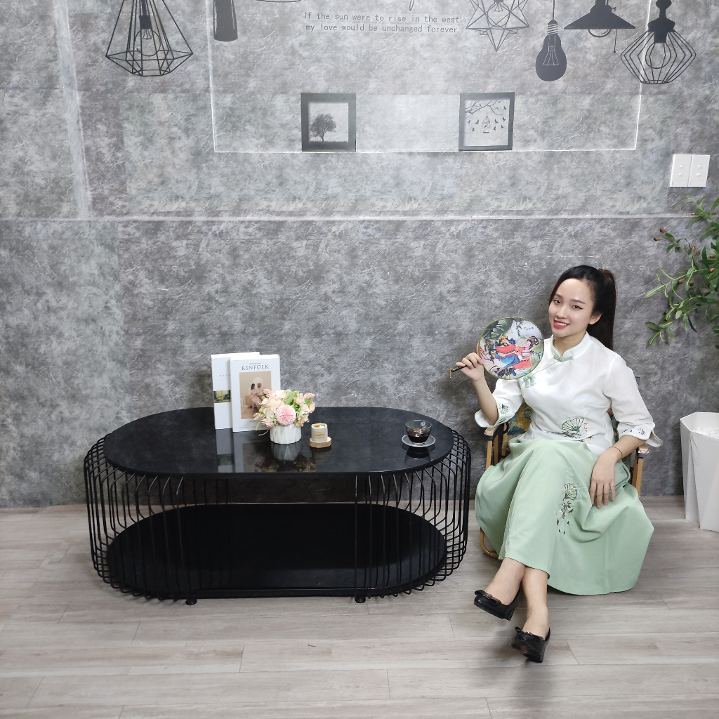 , {chân đen mặt đen}, {chân vàng mặt đen}