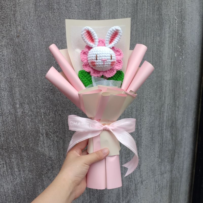 Bó Hoa Bé Thỏ Bằng Len Handmade Làm Quà Tặng