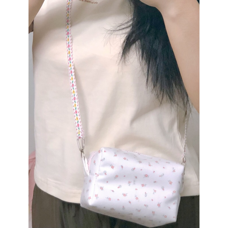 TÚI ĐEO ĐỰNG ĐỒ MAKEUP, CÁ NHÂN CÓ DÂY ĐEO CHÉO - HANDMADE BY 1402.Sew 🌸