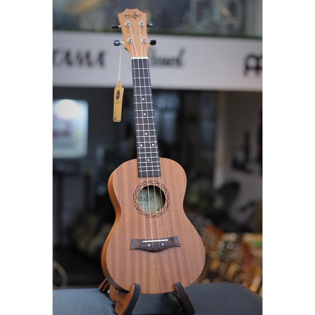 Đàn Ukulele Gỗ chính hãng Music hoặc BWS - size Concert - Basic