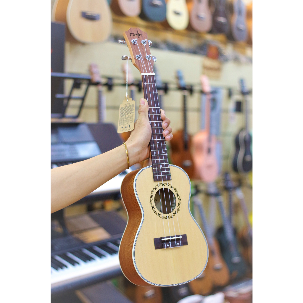 Đàn Ukulele Gỗ Thông - chính hãng Music - size Concert