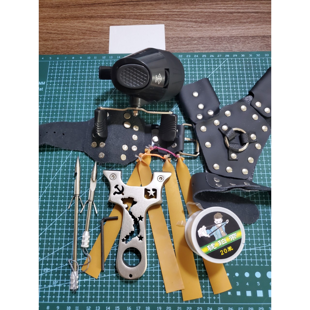 MAX001 BỘ BAN CA+NA CAO SU CHẠC 7,5 BAN CA TAY PHẢI