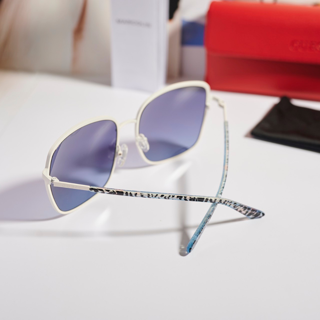 KÍNH GUESS NỮ AUTH SẴN