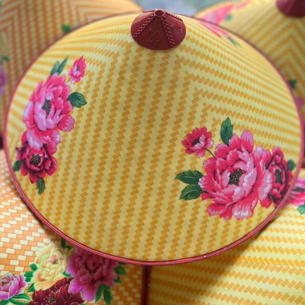 Combo 2 nón _Xưởng SX- Nón lá _Nhựa _trang trí _Chống  Nắng_Thời Trang_Đủ kích thước  -Giá Rẻ