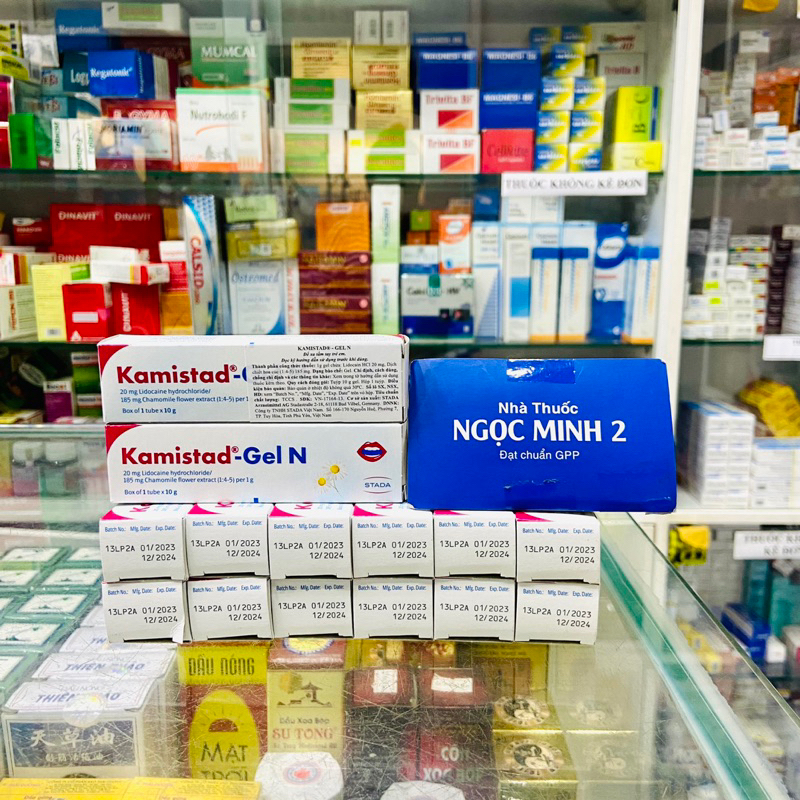 ✅  Gel bôi da nhiệt miệng Kamistad Gel N Đức 10g, nướu, lợi, nứt nẻ môi