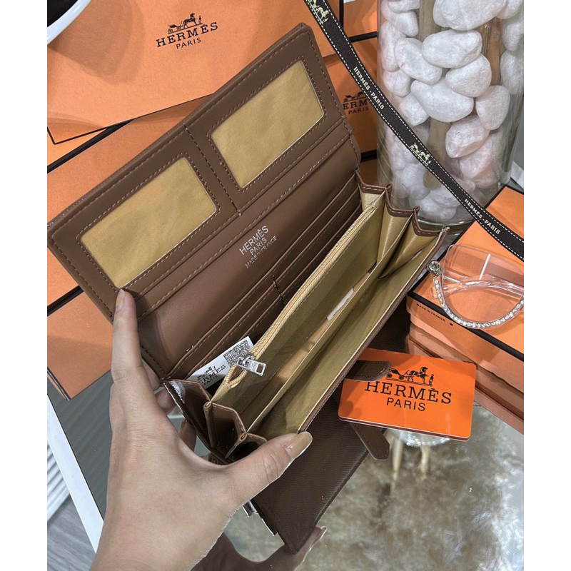 Ví cầm tay hm khoá chữ H xịn sò có hộp 20cm