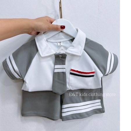 Bộ Cộc Tay Bé Trai, Bộ Polo Phối Kẻ Có Cà Vạt Xịn Sò Cho Bé Trai Từ 8 - 25kg