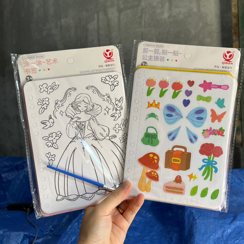 Trang trí dán sticker công chúa DIY Handmade bé thiết kế váy, tô màu công chúa