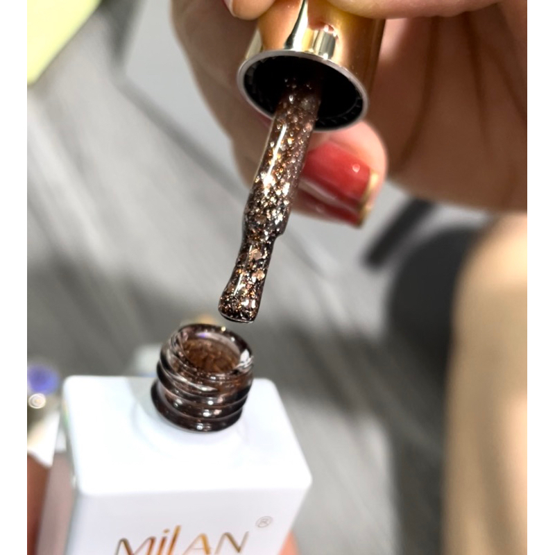 Set 12 chai màu nhũ Milan