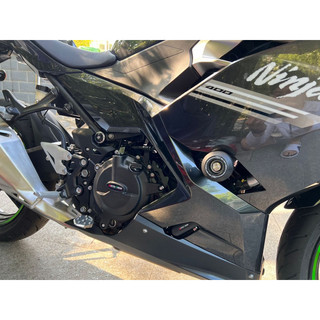 Chống đổ Kawasaki Ninja 400/ Z400