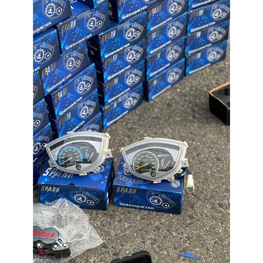 Đồng hồ spark  sài cho các dòng xe