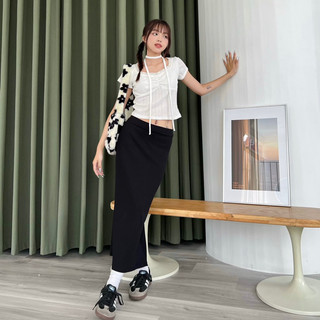 Janet studio • chân váy thun gân đen dài