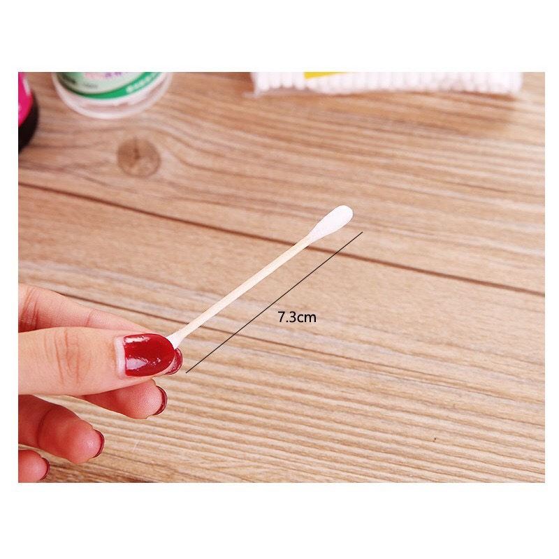 Tăm bông ngoáy tai 100 que thân gỗ thân thiện với môi trường