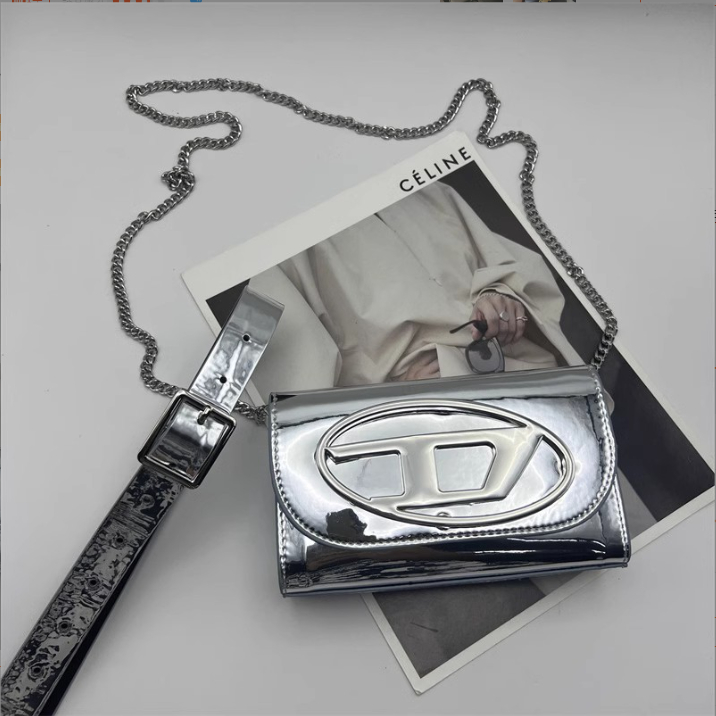 Túi xách nữ đeo thắt lưng kèm dây xích đeo chéo phong cách thể thao Capucha T333