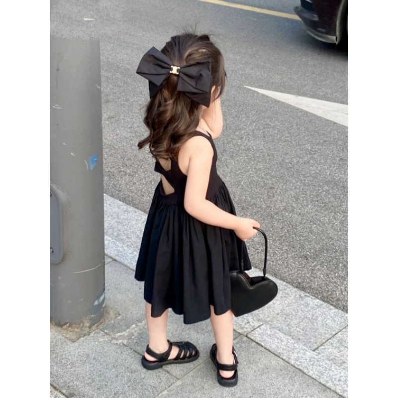 ĐẦM VÁY ĐEN ĐI TIỆC SANG TRỌNG VẢI TƠ MỀM BÉ GÁI HAIVANCO 12 đến 40 kg mềm mại và thoáng mát màu sắc rực rỡ dáng xòe đẹp