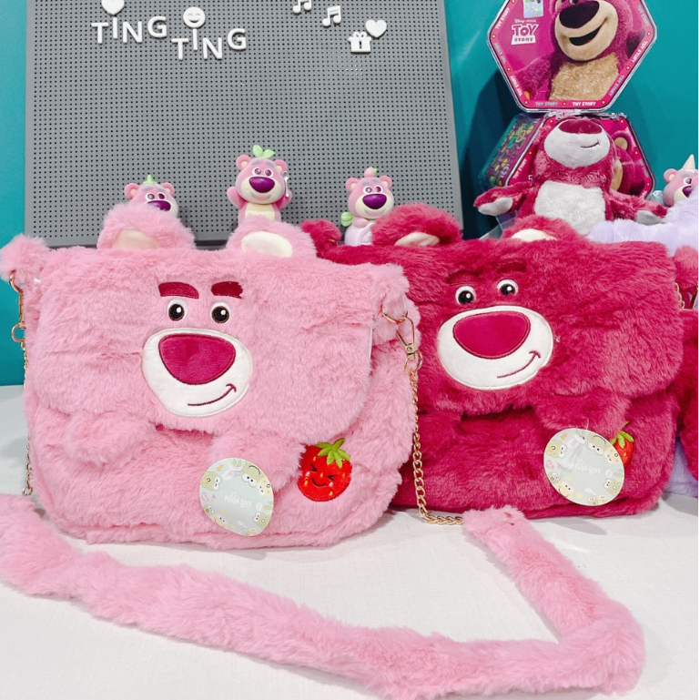 Túi xách gấu dâu Lotso chữ nhật đeo chéo chất lông siêu mịn, Túi kuromi dễ thương _ TingTing