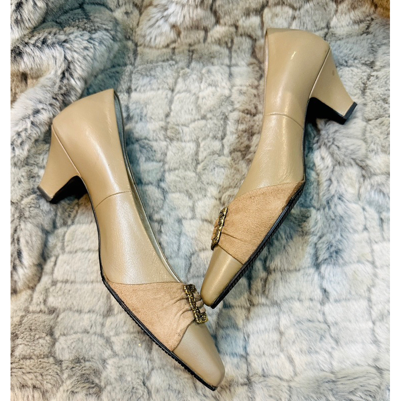 Giày nữ 2hand size 35