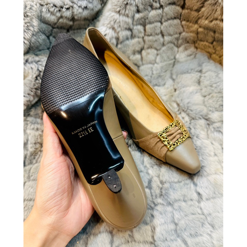 Giày nữ 2hand size 35