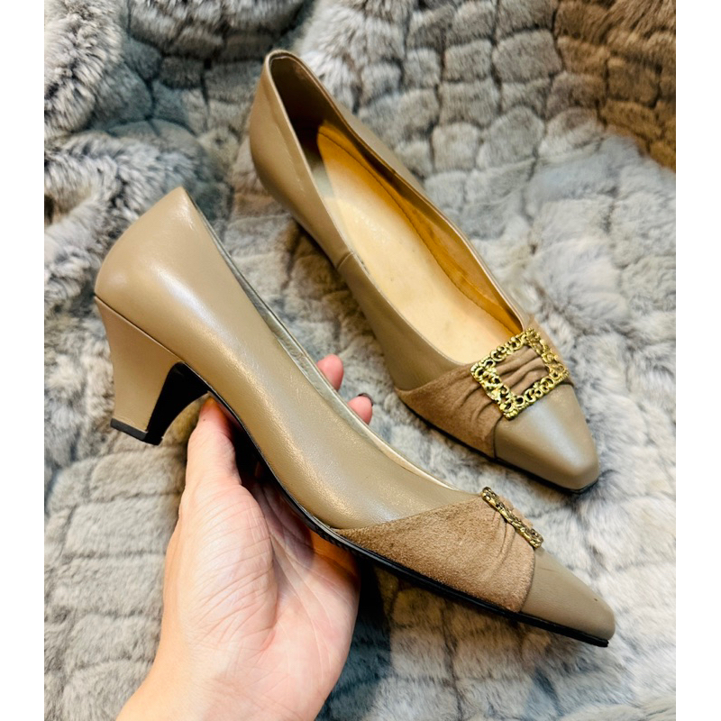 Giày nữ 2hand size 35