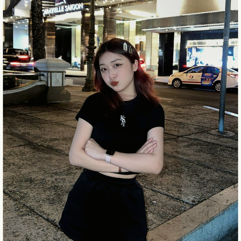 Áo thun croptop Killsystem baby tee trơn tay ngắn chữ KIST màu trắng, đen chất thun gân co giãn Localbrand.studio