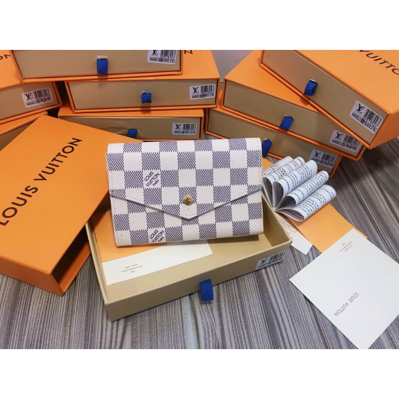 Ví cúc bì thư kèm hộp